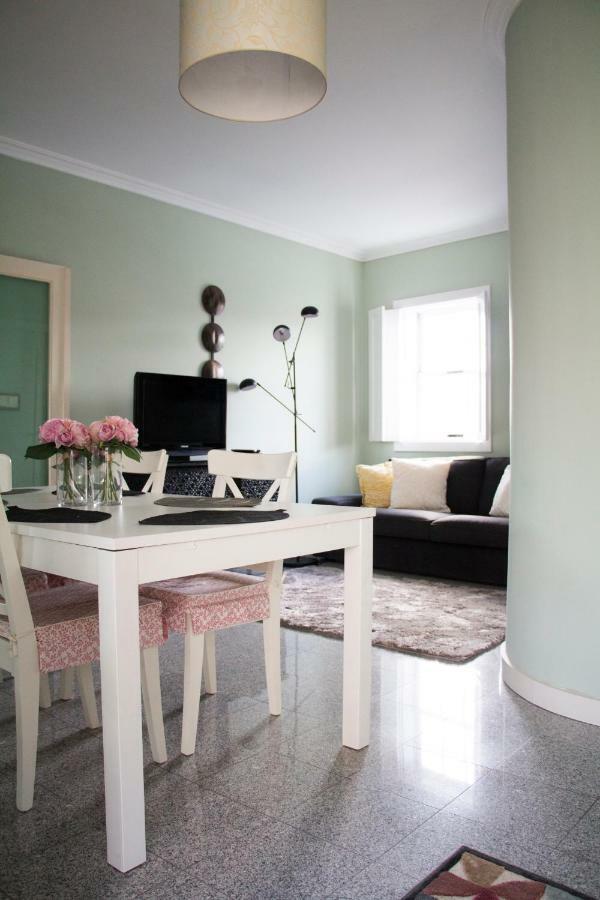 Km 0 - Charming House Apartamento Chaves Exterior foto